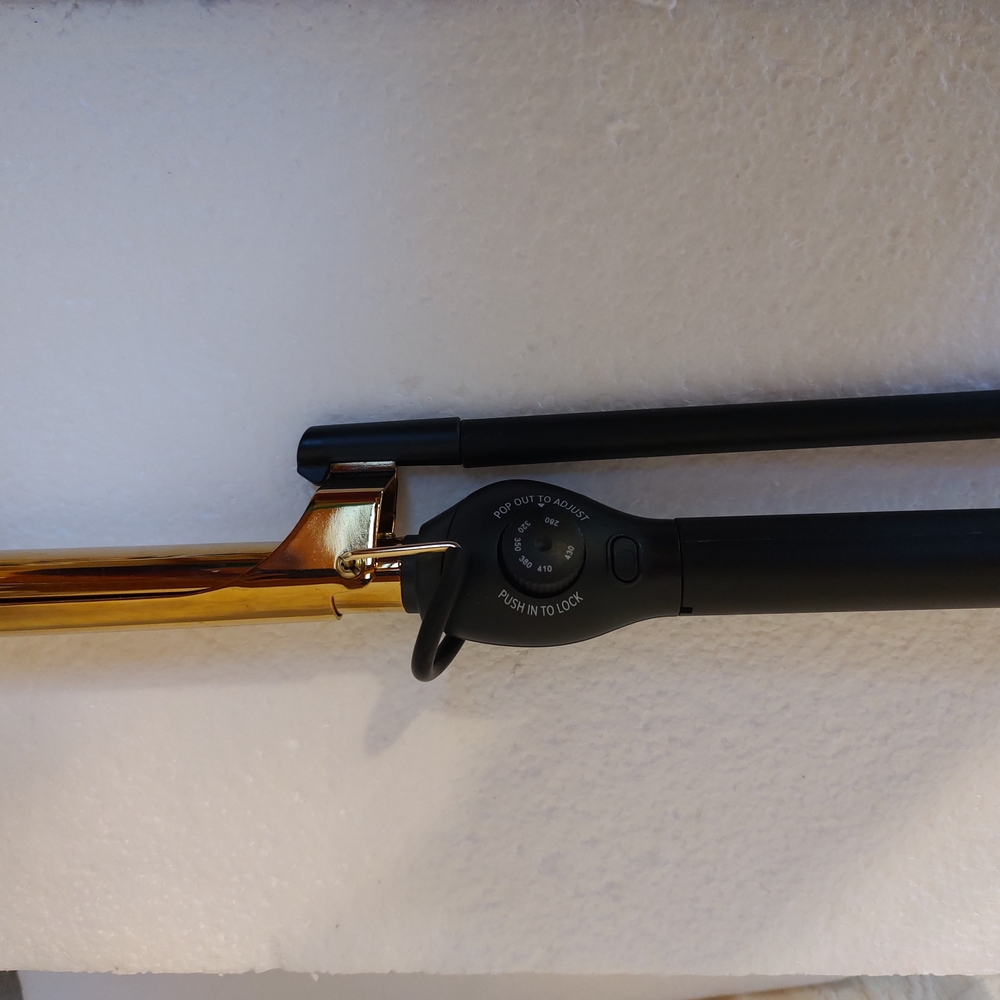 Paul Mitchell Protocols Express Gold and Black Curling Iron